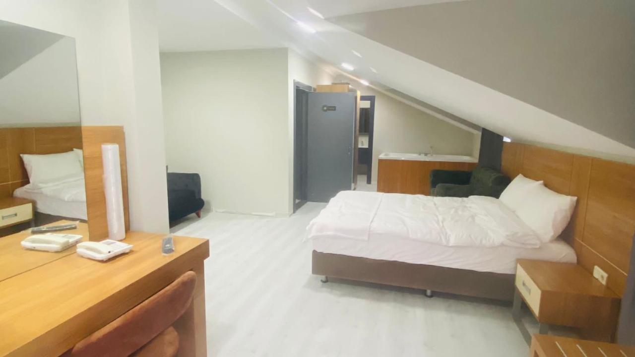 The North Otel *